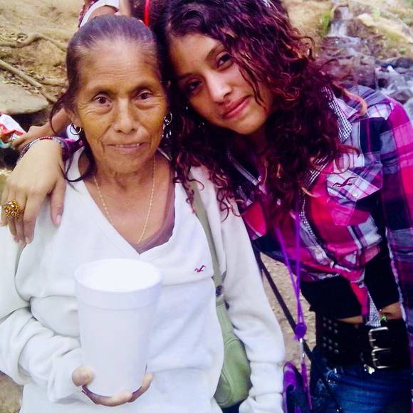 Meet your Posher, Isabel - Picture 1 of 1